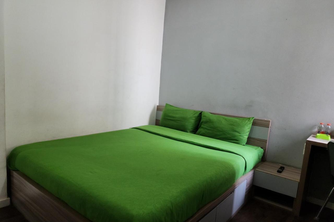 Barata Hotel Near Bandara Soekarno Hatta Тангеранг Екстериор снимка